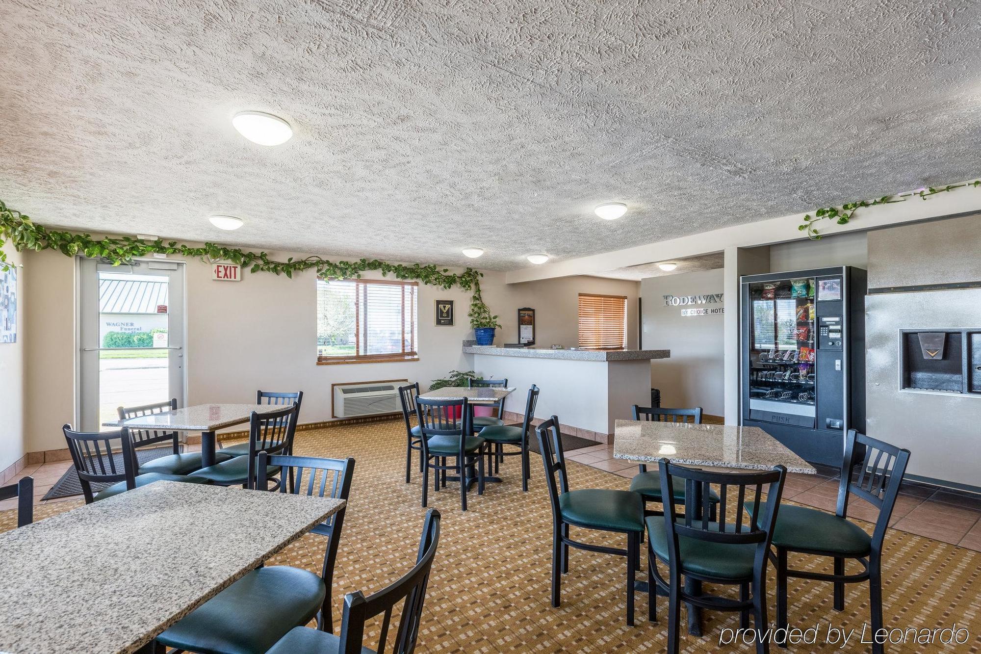 Rodeway Inn Central City Exterior photo